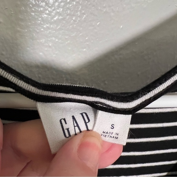 Gap Short Sleeve Wrap Romper Black White Stripes S - Picture 10 of 11